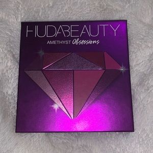 Huda Amethyst Obsessions